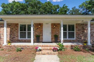6222 Maybelle Dr in Pensacola, FL - Building Photo