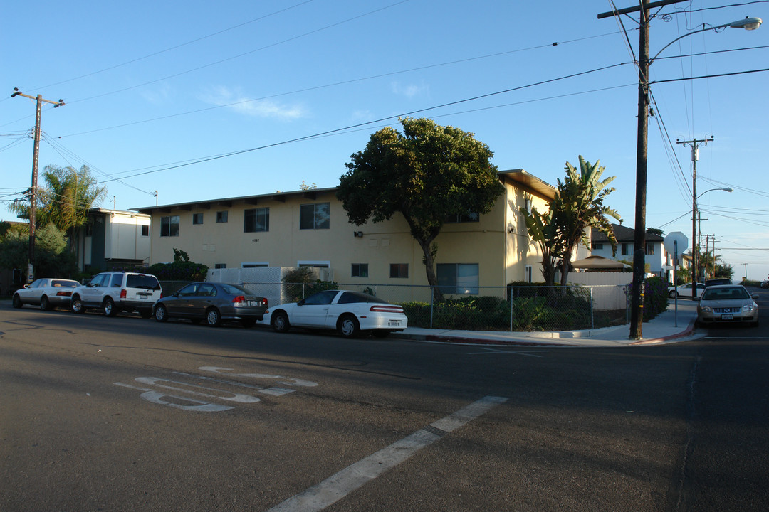 6597 Trigo Road in Goleta, CA - Building Photo