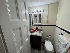 60 Boylston St, Unit 109 in Boston, MA - Foto de edificio - Building Photo