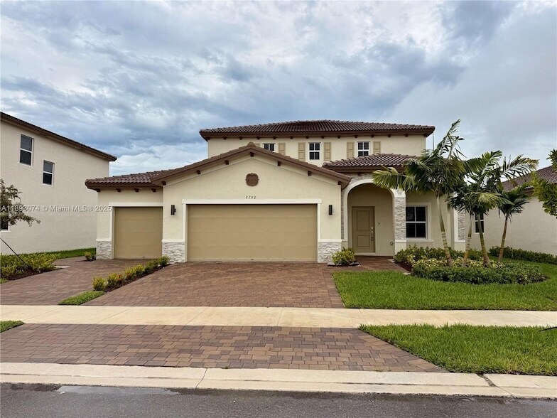 2760 SE 23rd Ave in Homestead, FL - Foto de edificio