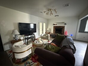 1729 Lenox Dr in Norman, OK - Building Photo - Building Photo