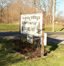 Country Village Apartments in Hebron, OH - Building Photo - Building Photo