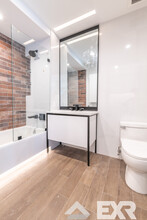 42-22 27th St in Queens, NY - Building Photo - Building Photo