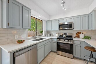 3807 Rolling Hill in Round Rock, TX - Building Photo - Building Photo
