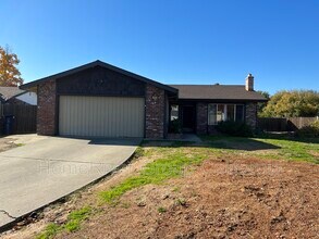 1753 Klamath River Dr in Rancho Cordova, CA - Building Photo - Building Photo