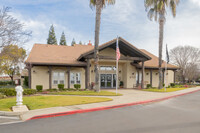 Laguna Creek in Elk Grove, CA - Foto de edificio - Building Photo