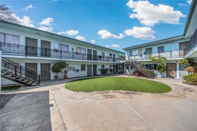 Emerald Apartments in San Gabriel, CA - Building Photo - Building Photo