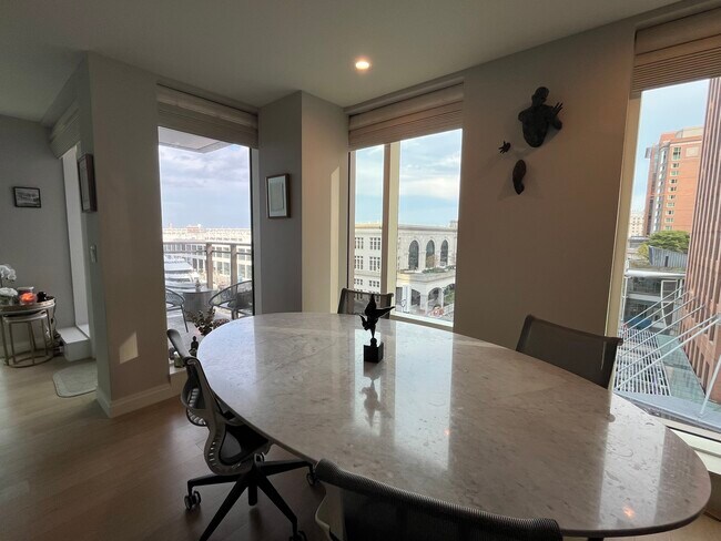 133 Seaport Blvd, Unit 722 in Boston, MA - Building Photo - Building Photo