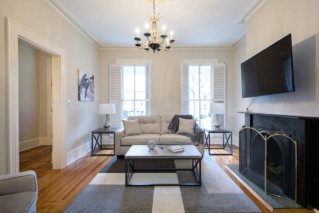 27 3rd St NE in Washington, DC - Building Photo