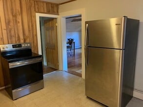 16 Pearl St. in Springfield, VT - Building Photo - Interior Photo
