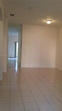 1536 SE 26th St in Homestead, FL - Building Photo - Building Photo