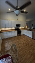 17031 Coral Cay Ln in Ft. Myers, FL - Foto de edificio - Building Photo