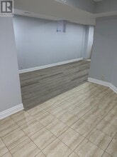 5645 Longford Dr in Mississauga, ON - Building Photo - Building Photo