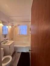 4831 Ridge Rd in Minnetonka, MN - Building Photo - Building Photo