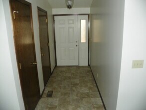 752 SE Breitenbush Ln in Bend, OR - Building Photo - Building Photo