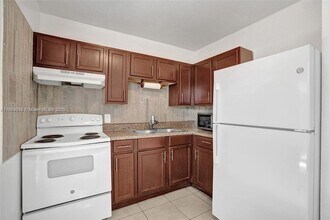 1200 W 31st St in West Palm Beach, FL - Building Photo - Building Photo