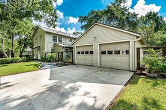 4360 Fiesta Ln in Houston, TX - Building Photo - Building Photo