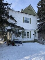 406 E 9th St in Superior, WI - Building Photo