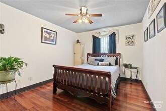 405 SW 10th St in Bentonville, AR - Building Photo - Building Photo