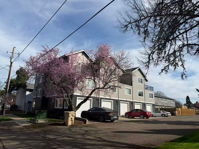 property at 2603 SW Pickford St