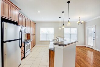 2203 Dorrington St in Houston, TX - Building Photo - Building Photo