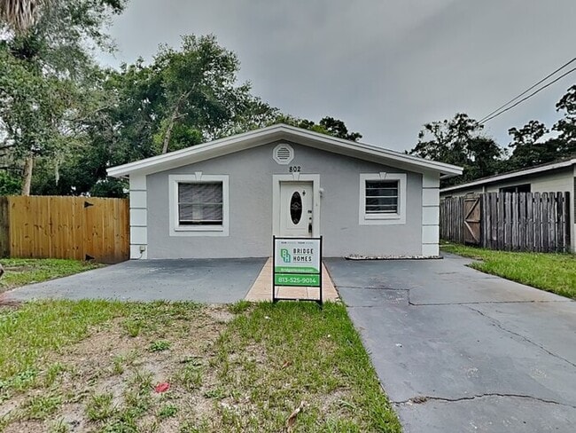 property at 802 Lincoln Ave