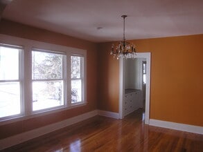 1035 Westcott St, Unit 2nd Floor in Syracuse, NY - Building Photo - Building Photo