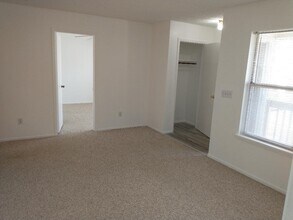 1600 Big Tree Rd, Unit I8 in South Daytona, FL - Building Photo - Building Photo
