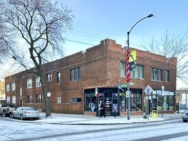 3151 W Belle Plaine Ave, Unit 1 in Chicago, IL - Building Photo