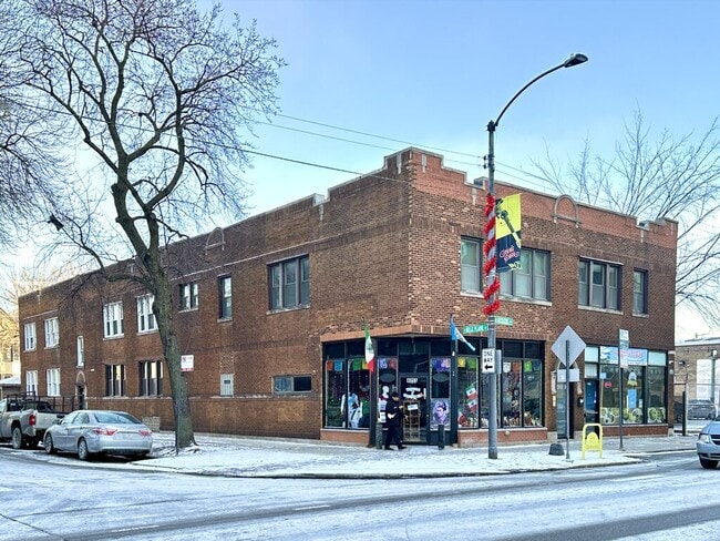 3151 W Belle Plaine Ave, Unit 1