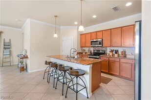 11656 Eros Rd in Lehigh Acres, FL - Building Photo