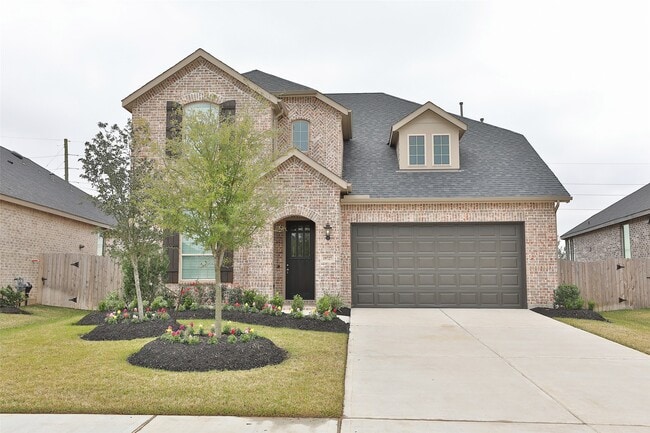 19727 Albany Oaks Ln