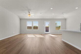 6649 Vly Lk Ln in Crowley, TX - Building Photo - Building Photo