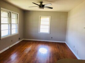 8897 Asheville Hwy in Boiling Springs, SC - Building Photo