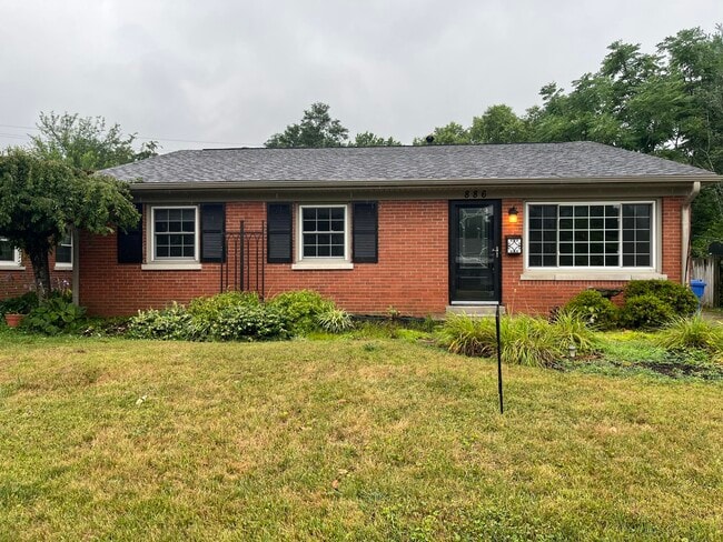 property at 886 Honeysuckle Rd
