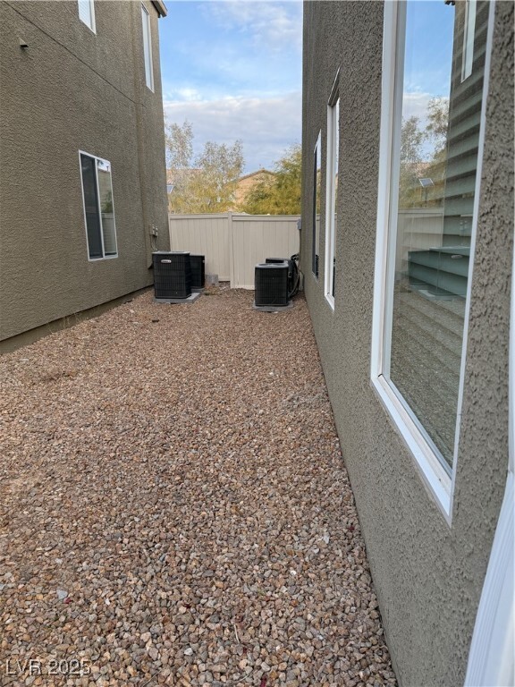property at 5552 Chapin Mesa Ave