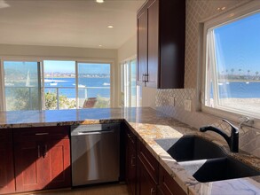 3630 Bayside Walk in San Diego, CA - Foto de edificio - Building Photo