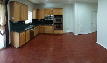 1415 Sunflower Way in Perris, CA - Building Photo - Building Photo