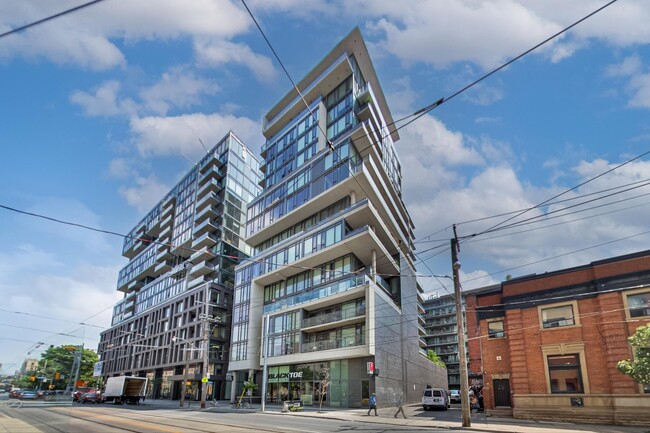 property at 95-495 Bathurst St