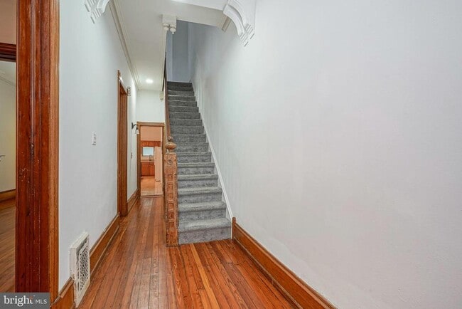 property at 627 N 32nd St