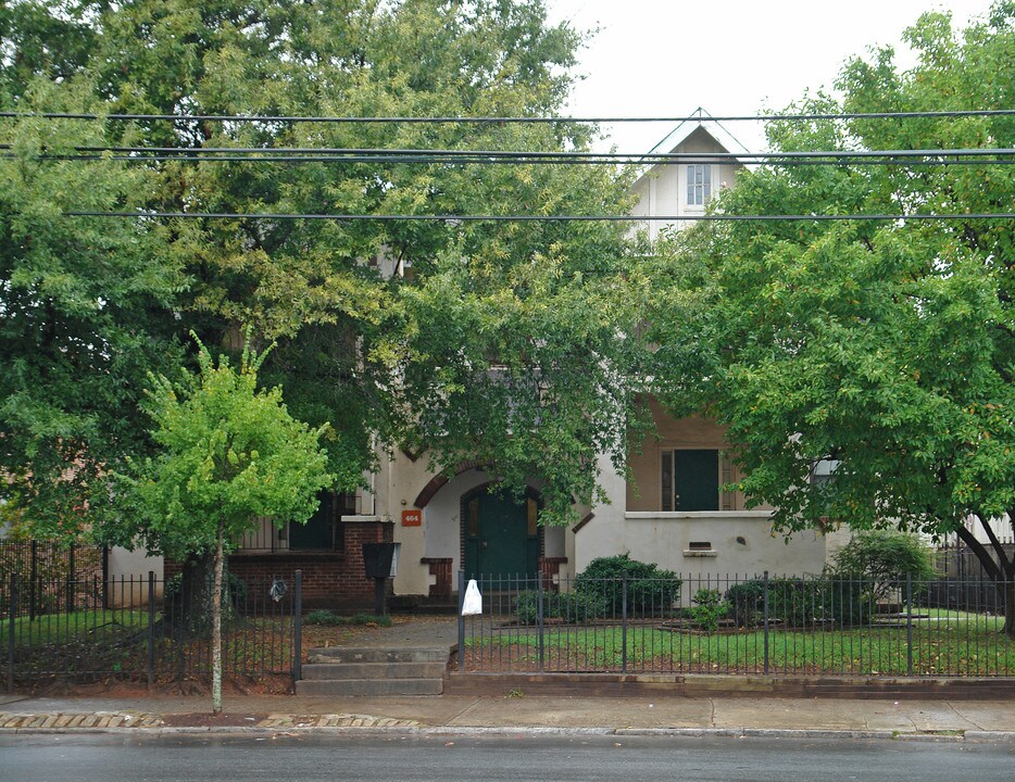 464 NE Boulevard in Atlanta, GA - Foto de edificio