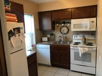 2554 N Wauwatosa Ave, Unit 4 photo'