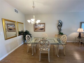 519 Roma Ct in Naples, FL - Building Photo - Building Photo