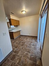 1867 N Keene Way Dr in Medford, OR - Building Photo - Building Photo