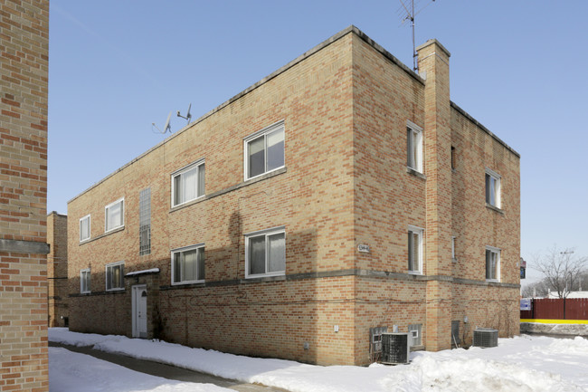 6344 N Kedzie Ave