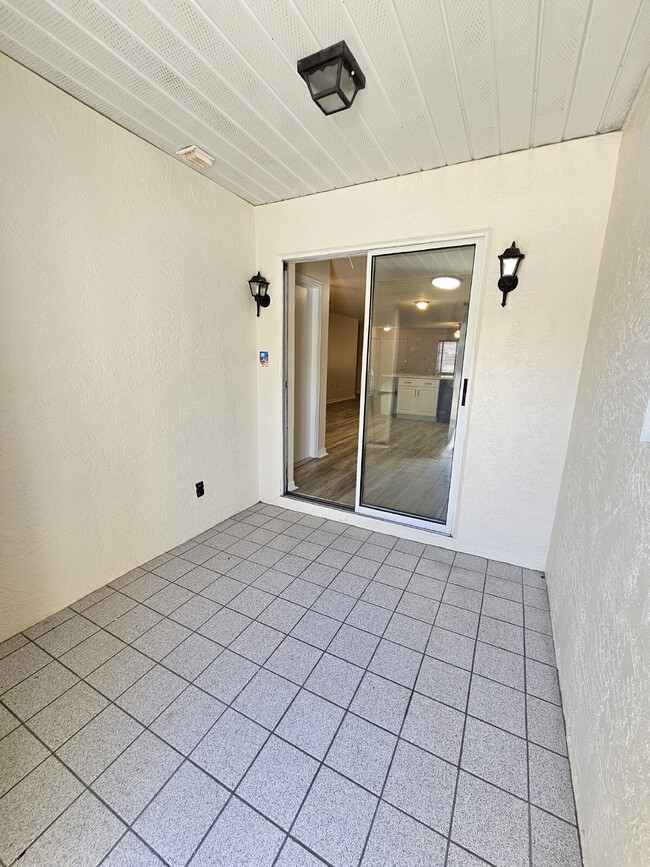 206 Cherie Down Ln in Cape Canaveral, FL - Building Photo - Building Photo