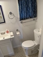 380 E Bridger Ln in Shelton, WA - Building Photo - Building Photo