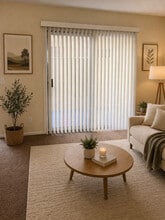 Victory in Van Nuys, CA - Building Photo - Building Photo
