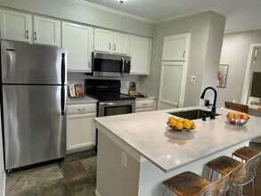 8888 Tallwood Dr in Austin, TX - Building Photo - Building Photo