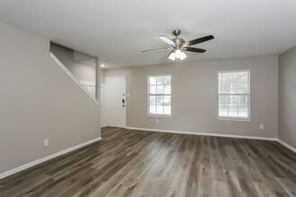 2431 Fox River Ln in Spring, TX - Building Photo - Building Photo